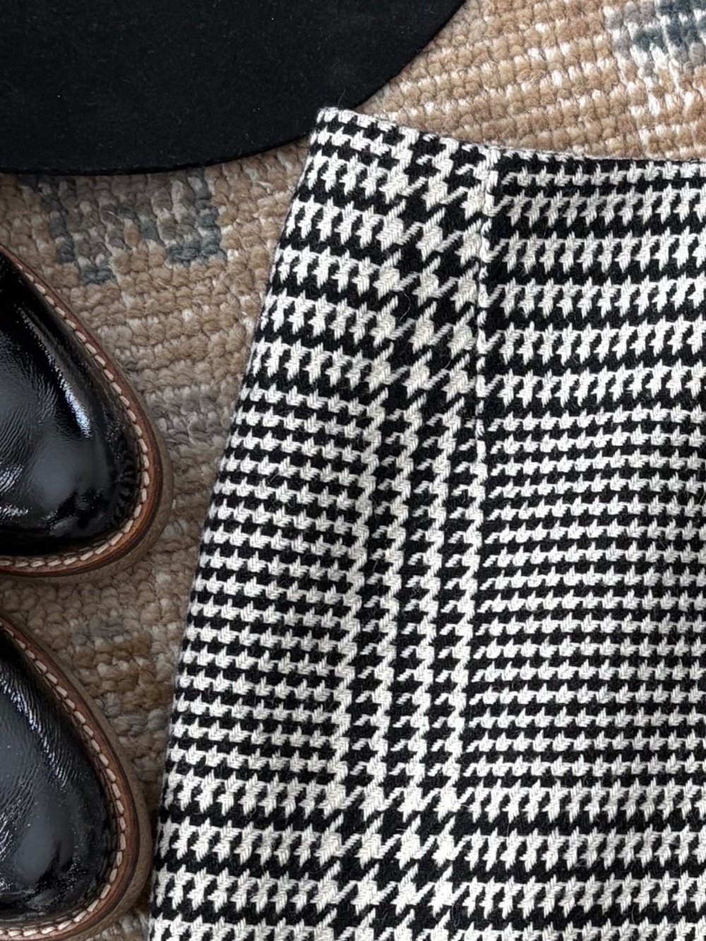 H & M Skirt - Picture 3 of 13